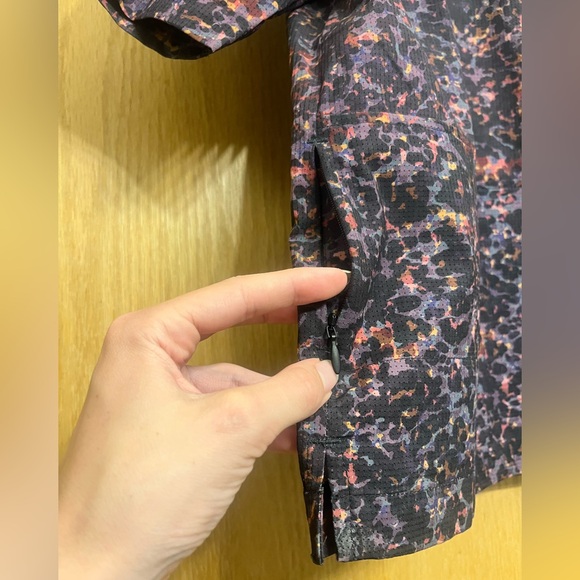 NWT Topo Designs RARE Women’s Retro River Shirt Black/Purple Meteor - Size M - Picture 10 of 16